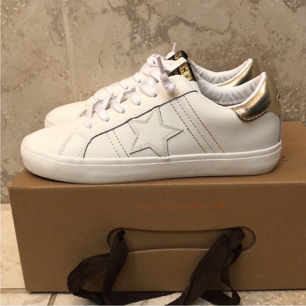 Vintage Havana Naomi Sneaker size 9 NWT